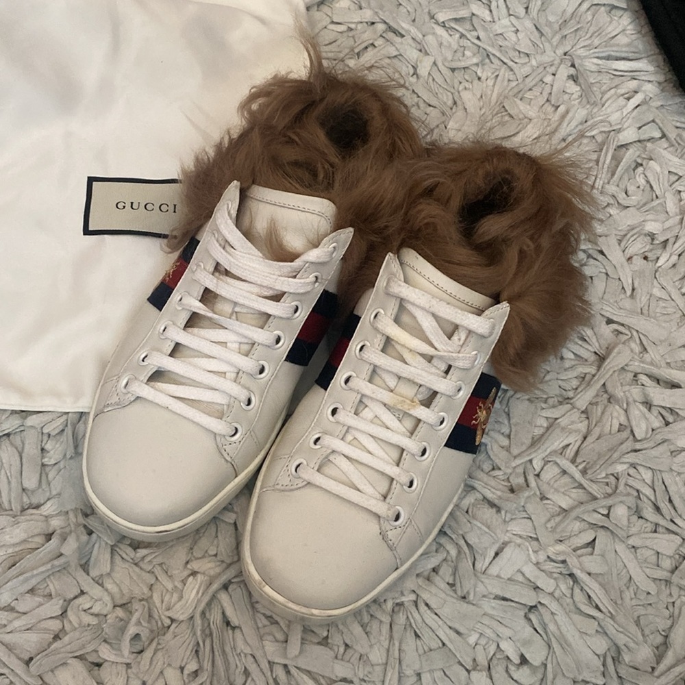 Authentic Gucci Shoes - Picture 4 of 5